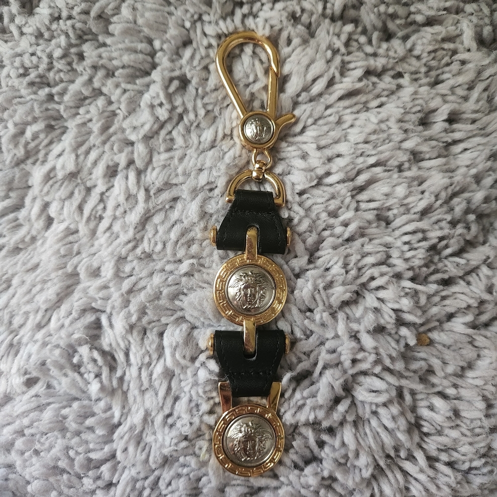 Vintage Gold Black Coin Medallion Mixed Metals Leather Keychain Medusa Head